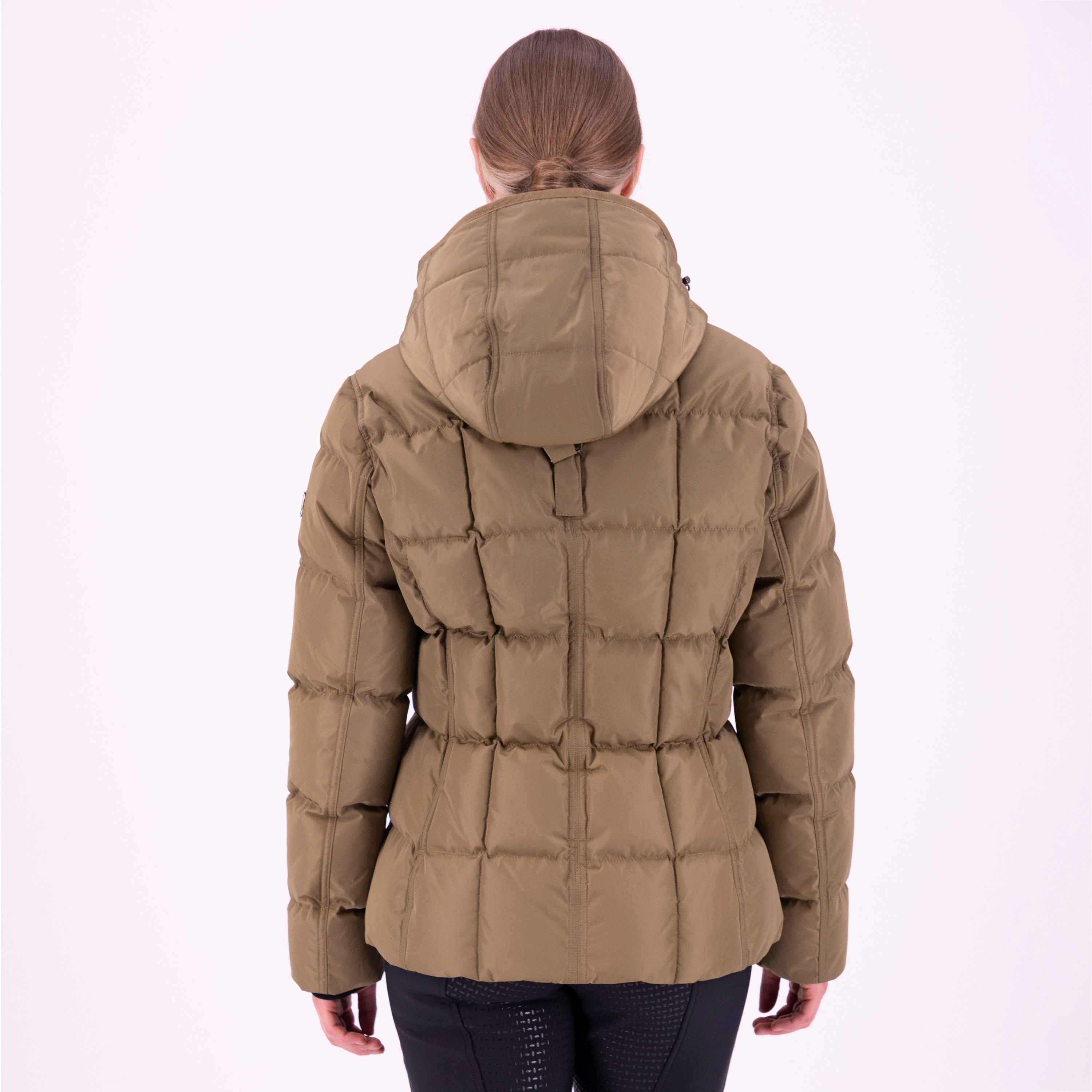 Die vorliegende Datei enthält Informationen über die HV POLO Damen Winterjacke "Jacky" in Grün mit der Artikelnummer 0406093551-6115. Leider sind aufgrund der begrenzten Bandbreite oder Sehbeeinträchtigung keine weiteren Details oder Bilder verfügbar. Sie ist erhältlich unter www.Hotti24.de.