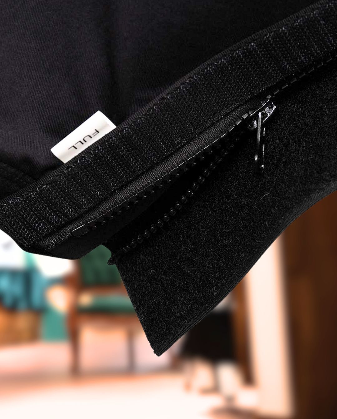 BR »Fliegenmaske mit Reißverschluss