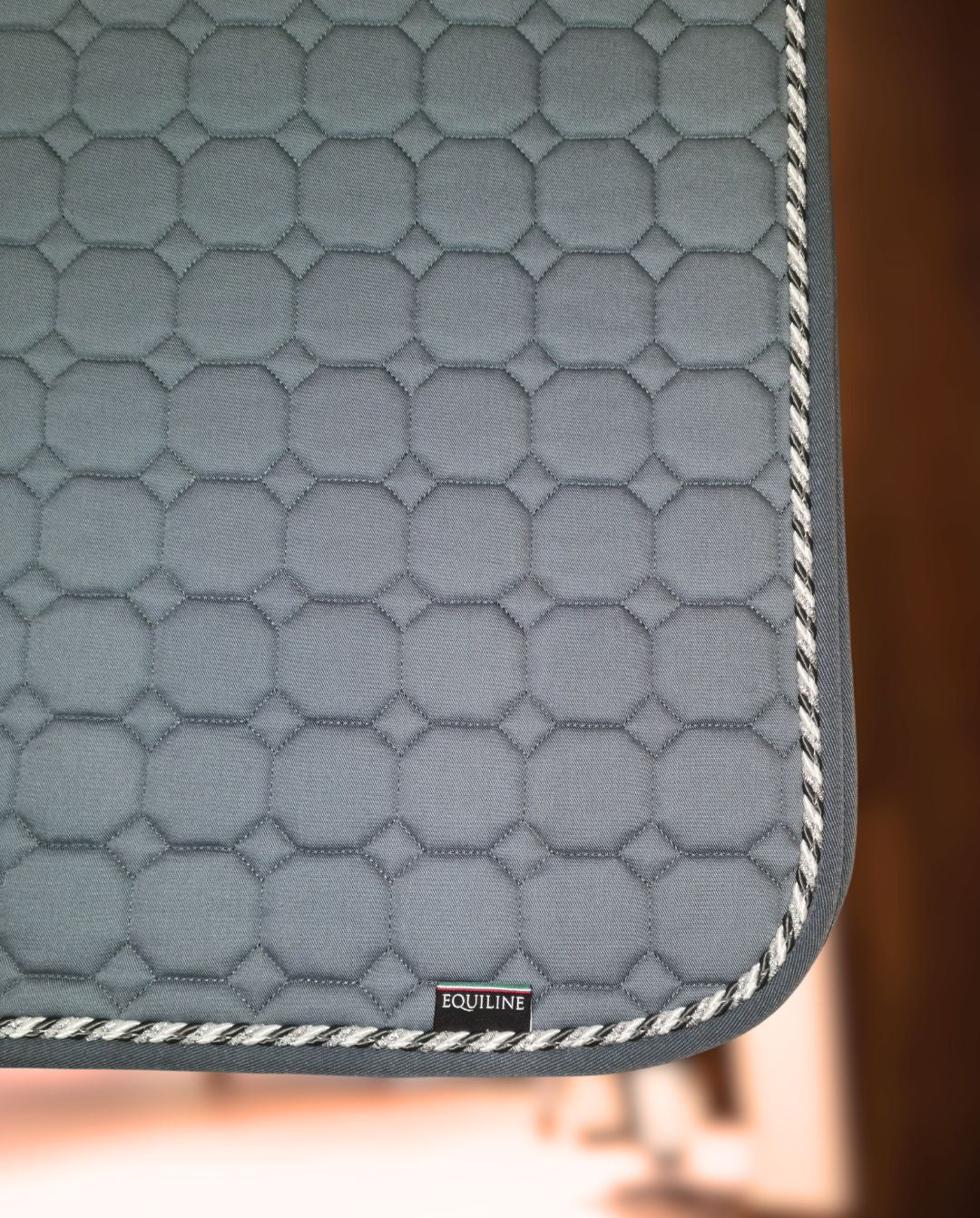 EQUILINE »Dressurschabracke Octagon Grey
