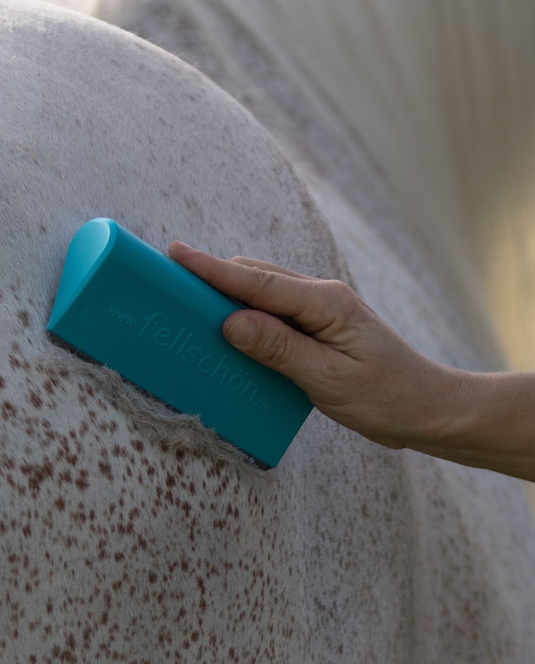 fellschön »Pferdebürste Fellwechselhelfer