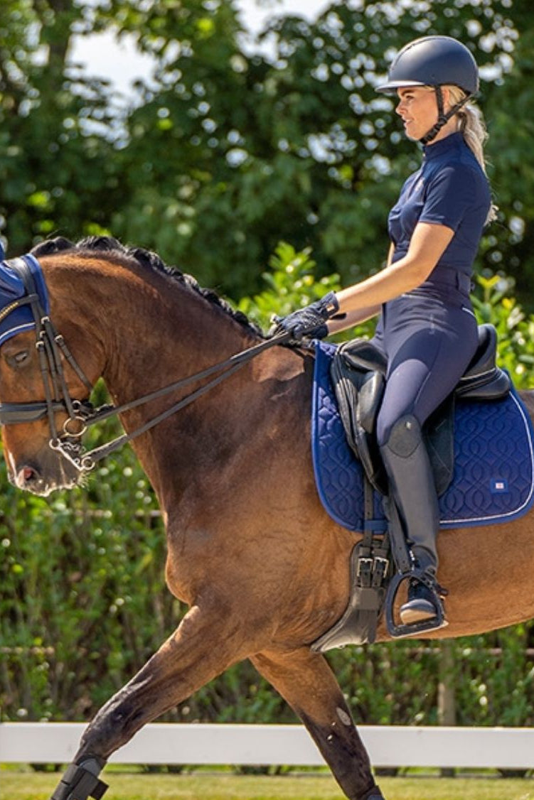 Imperial Riding »Damen T-Shirt Tech Top IRHSpeedy Blau, die gute Passform am Körper und an der Hüfte sorgt für ein relaxtes Tragegefühl und uneingeschränkte Bewegungsfreiheit Artikelnummer kl35123009-5001- erhältlich bei www.Hotti24.de