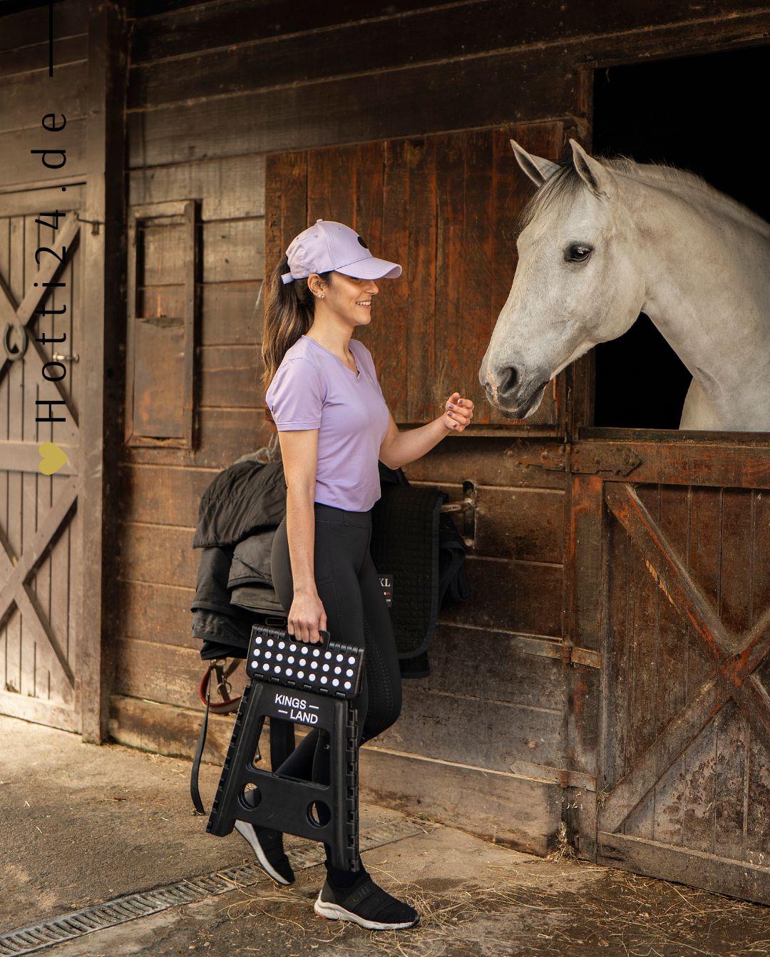 kingsland-aufsteighilfe-2410101589-6090-black-kaufen-www.hotti24.de - mit Model zusammengeklappt