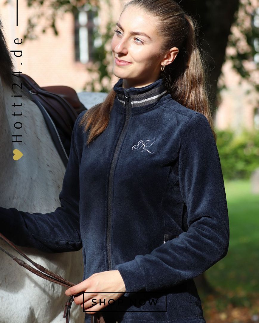 Die vorliegende Datei enthält Informationen über die KINGSLAND Damen Fleecejacke "Ester" in der Farbe Blau mit der Artikelnummer 2330183215-6020. Diese Fleecejacke wurde speziell für Damen entwickelt, um sie in der kalten Jahreszeit warm und gemütlich zu halten. Sie können diese Damen Fleecejacke auf der Website www.Hotti24.de erwerben.