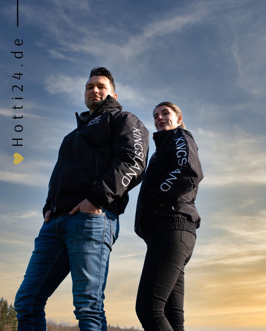 Kingsland »Unisex Bomber Jacke KLVayan Blau, Limited Edition, die Bomberjacke zum Kingsland Jubiläum, ein Tribut an 25 Jahre gutes Design, langlebige Qualität und Leistung. Inspiriert von der kultigen Bomberjacke, die 1999 von Lin Kingsrød, dem Gründer von Kingsland, entworfen wurde, war die Artikelnummer 2430153885-6020 erhältlich bei www.Hotti24.de