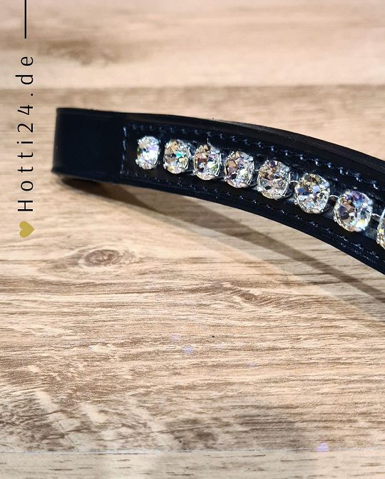 Ein hochwertiges OTTO SCHUMACHER Stirnband mit einer Breite von 8 mm und 1-farbig erhältlich. Die Artikelnummer ist 222892-42-silber und ist bei www.Hotti24.de erhältlich.
