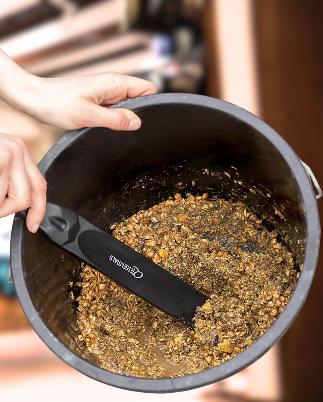 QHP »Feed Scoop Mash Spoon