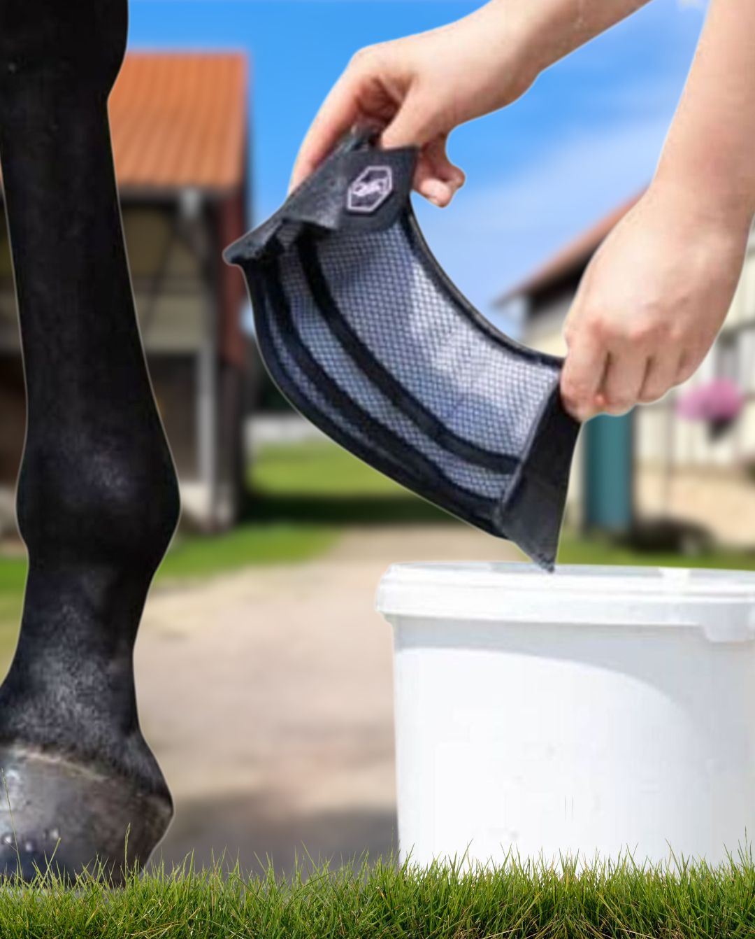 QHP Aqua Bell Boots Set of 2