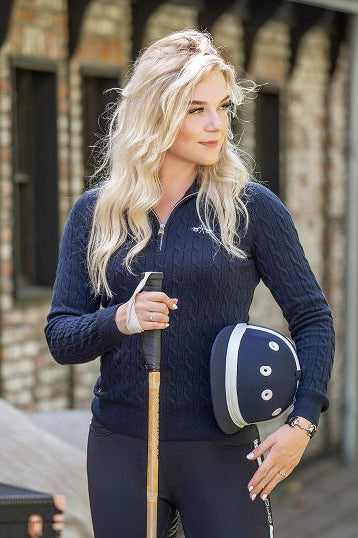 Der HV POLO Damen Pullover "Dunya" in Blau mit der Artikelnummer 0401093560-5001 kann auf der Website www.Hotti24.de erworben werden.