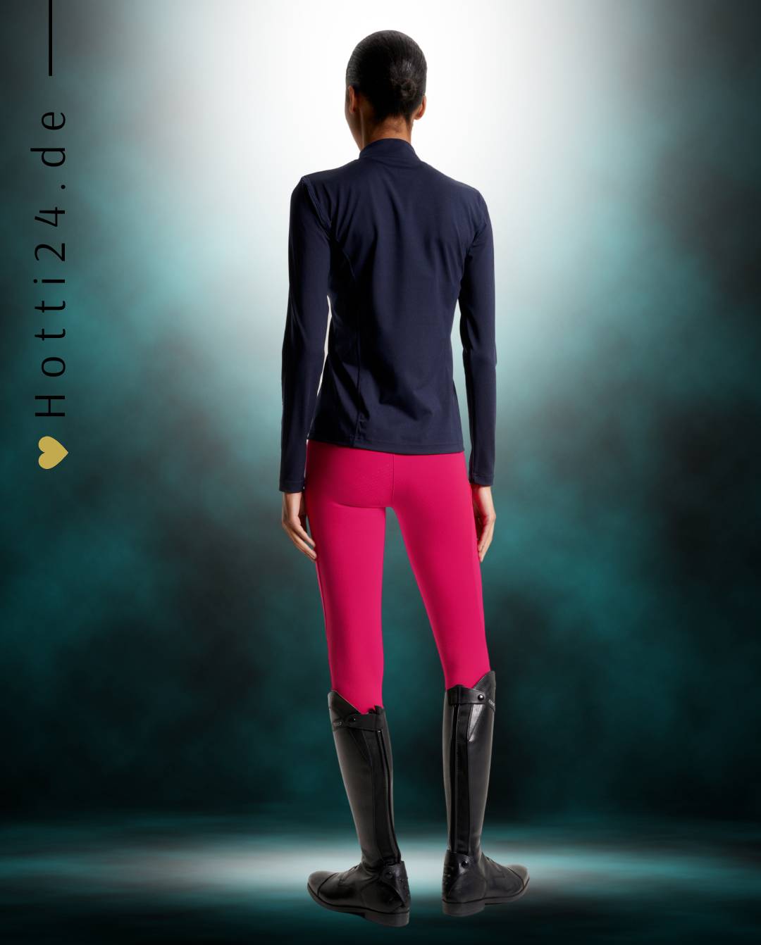 Damen-Trainingshirt von Tommy Hilfiger mit der Bezeichnung "Baselayer TH08WLST432-004" in der Farbe Blau. Dieses Trainingshirt ist auf der Webseite www.hotti24.de erhältlich. Es wurde speziell für Damen entworfen, um Stil und Komfort während sportlicher Aktivitäten zu bieten. Zusätzlich sind in der Datei Bilder des Trainingsshirts aus verschiedenen Blickwinkeln enthalten: von vorne, von der Seite und von hinten