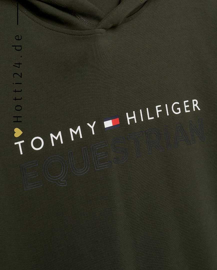 Tommy Hilfiger Herren Hoodie London mit der Artikelnummer TH08MHOO474 in der Farbe Grün. Dieser komfortable und modische Hoodie bietet Ihnen Stil und Bequemlichkeit zugleich. Sie haben die Möglichkeit, dieses Kleidungsstück auf der Webseite www.hotti24.de zu erwerben.