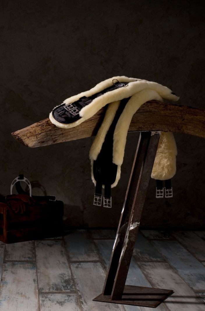 Werner Christ Contour Girth Lambskin Black/Natural