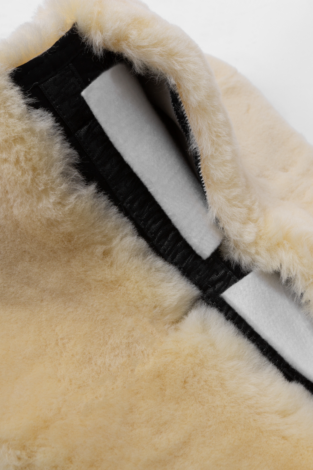 Werner Christ Saddle Pad Edge Ultra Black / Natural