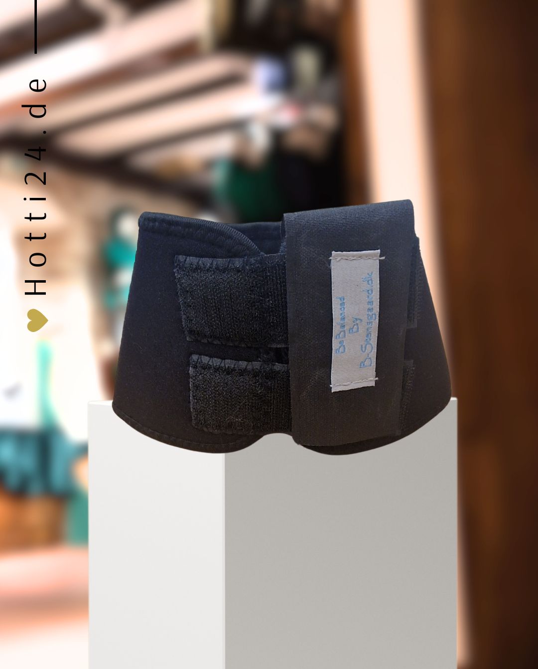 B-STENSGAARD »Magnetfeld Hufglocken Black