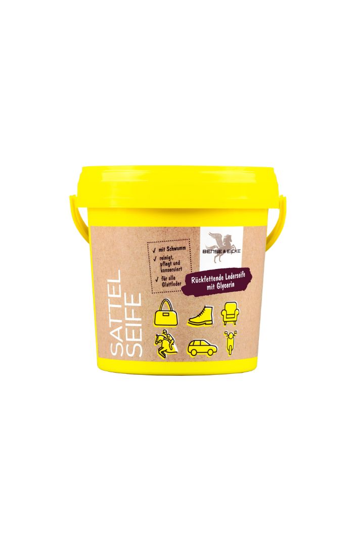 bense-und-eicke-reitsport-sattelseife-mit-schwamm-1liter
