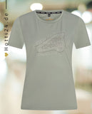 Euro Star »Damen T-Shirt ESMirella Grau, hat eine normale Passform und kurze Arme. Das T-Shirt hat einen tollen großen Strass-Druck. Damit ziehen Sie den Blick auf sich. Artikelnummer 9422-1009-7116 erhältlich bei www.Hotti24.de