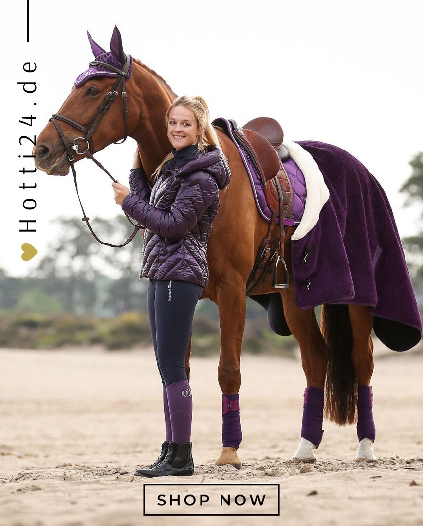 Die Imperial Riding Jacke "Cosmic Rider" in Lila Artikelnummer: KL36322010-4060 ist die ideale Wahl, um stilvoll und funktional auf dem Reiterhof zu sein. Mit ihrem trendigen Design und hochwertigen Materialien hält sie Sie warm und trocken, selbst an kalten und nassen Tagen. Diese Jacke ist ein Muss für jeden Reiter und kann auf www.Hotti24.de erworben werden. Bleiben Sie warm und modisch, egal bei welchem Wetter.