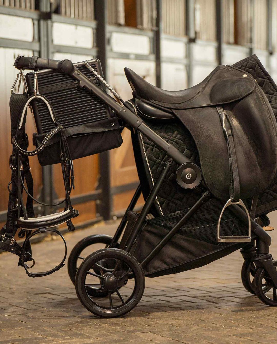 IMPERIAL RIDING »Sattelwagen IRHCarry Light Black