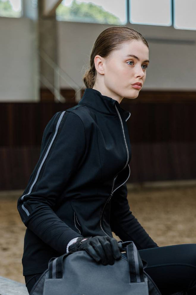  Damen Fleecejacke "Elaina" von KINGSLAND. Diese Fleecejacke ist in der Farbe Schwarz erhältlich und trägt die Artikelnummer 2330183217-6090. Die "Elaina" Damen Fleecejacke wurde speziell entwickelt, um Wärme und Stil zu bieten. Sie können diese Damen Fleecejacke auf der Website www.hotti24.de erwerben