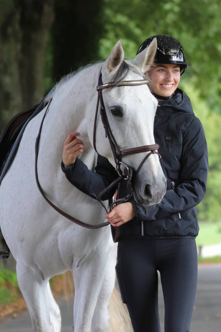 Kingsland »Damen Jacke Emelia Wasserdicht Blau, der Stoff dieser Jacke ist so konzipiert, dass er Wind und Wetter standhält und beeindruckende wasserdichte und atmungsaktive Eigenschaften aufweist, Artikelnummer 2330153002-6020 erhältlich bei www.Hotti24.de - Jacke mit Pferd